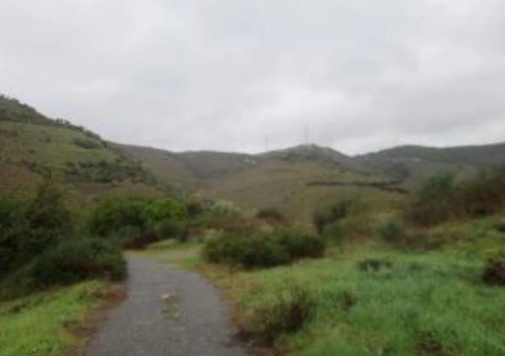 Terreno P/ Prédio para Venda em Poiares e Canelas Foto 1