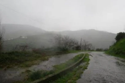 Terreno P/ Prédio para Venda em Poiares e Canelas