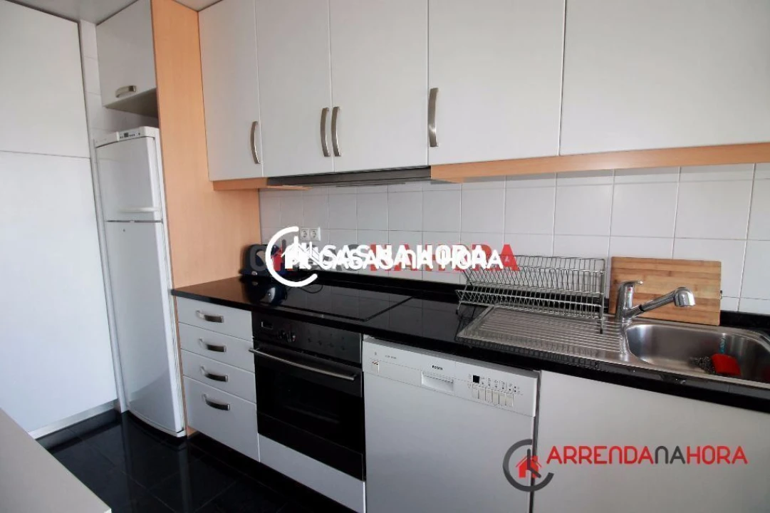 Apartamento T2 para Arrendamento em Matosinhos e Leça da Palmeira Foto 14