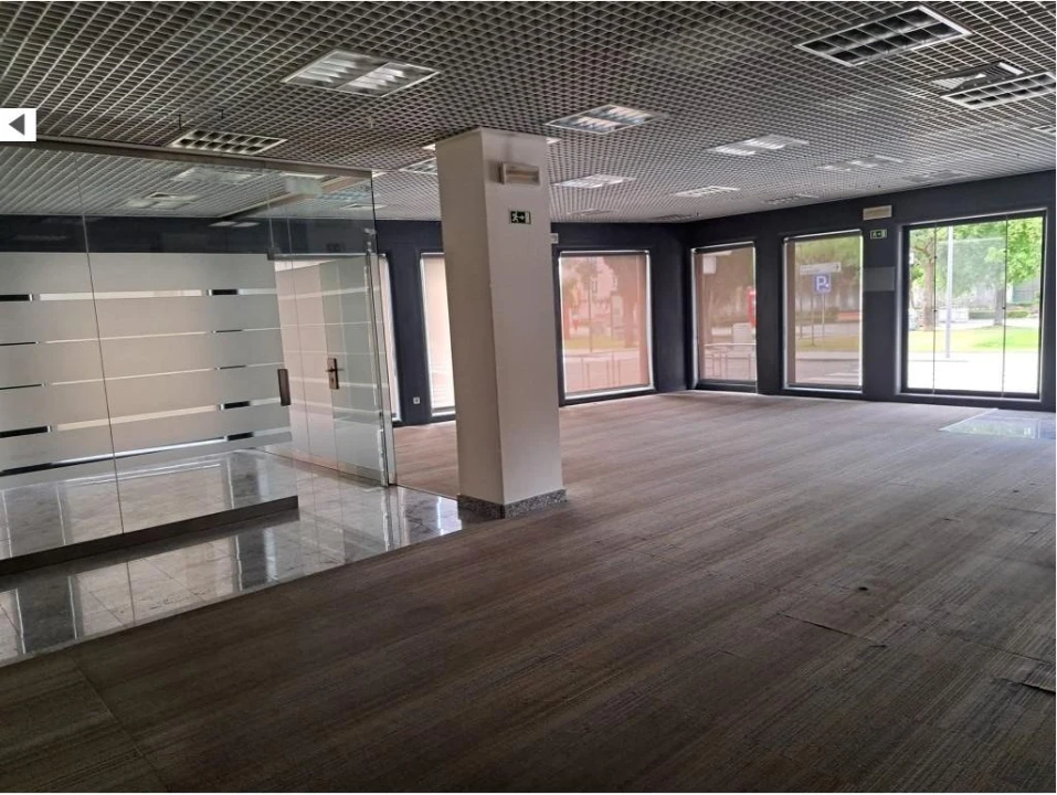 Loja para Venda em Mealhada, Ventosa do Bairro e Antes Foto 1