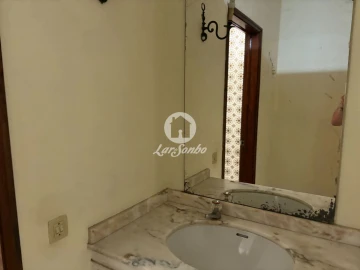 Moradia T4 para Venda em Ponta Delgada (São José)