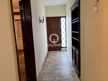 Moradia T4 para Venda em Ponta Delgada (São José)