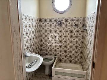 Moradia T4 para Venda em Ponta Delgada (São José)