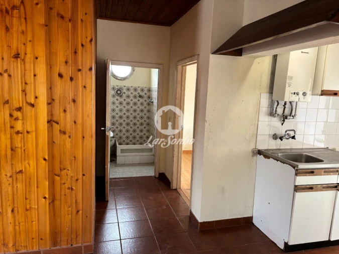 Moradia T4 para Venda em Ponta Delgada (São José) Foto 22