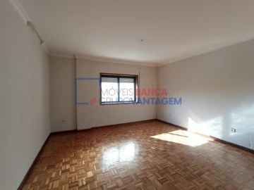 Apartamento T2 para Venda em Rio Tinto