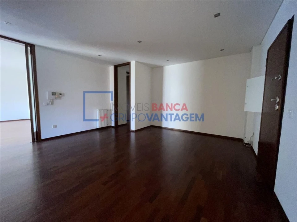 Apartamento T3 para Venda em Bonfim Foto 6
