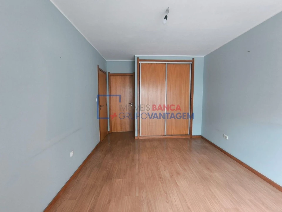 Apartamento T2 para Venda em Gondomar (São Cosme), Valbom e Jovim Foto 16