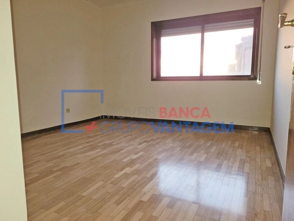 Apartamento T2 para Venda em Aldoar, Foz do Douro e Nevogilde Foto 6
