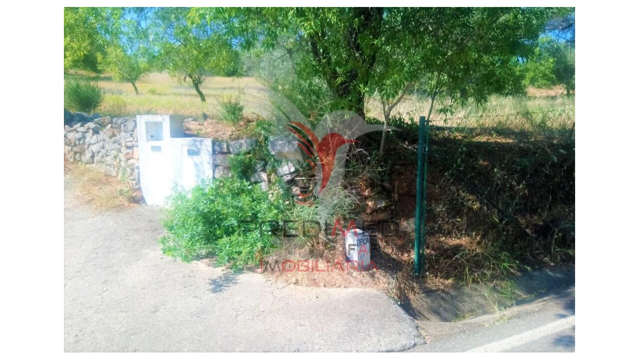 Terreno para Venda em Luz de Tavira e Santo Estêvão Foto 1