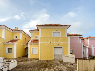 Moradia T4 para Venda em Alcabideche