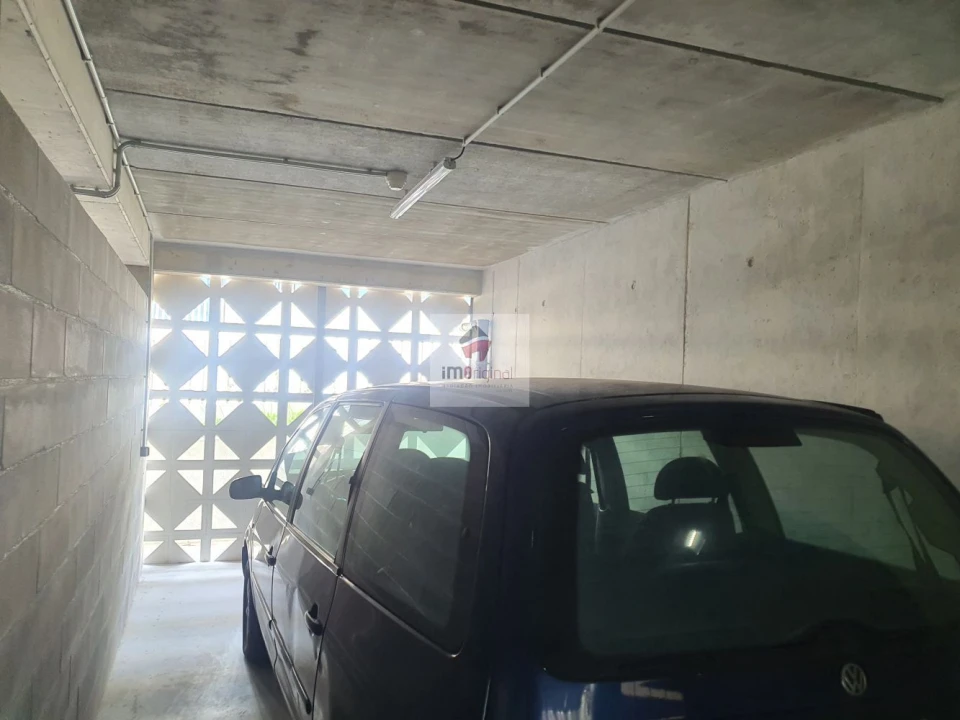Garagem para Venda em Canidelo Foto 11