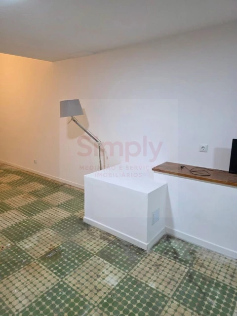 Apartamento T0 para Venda em Ajuda