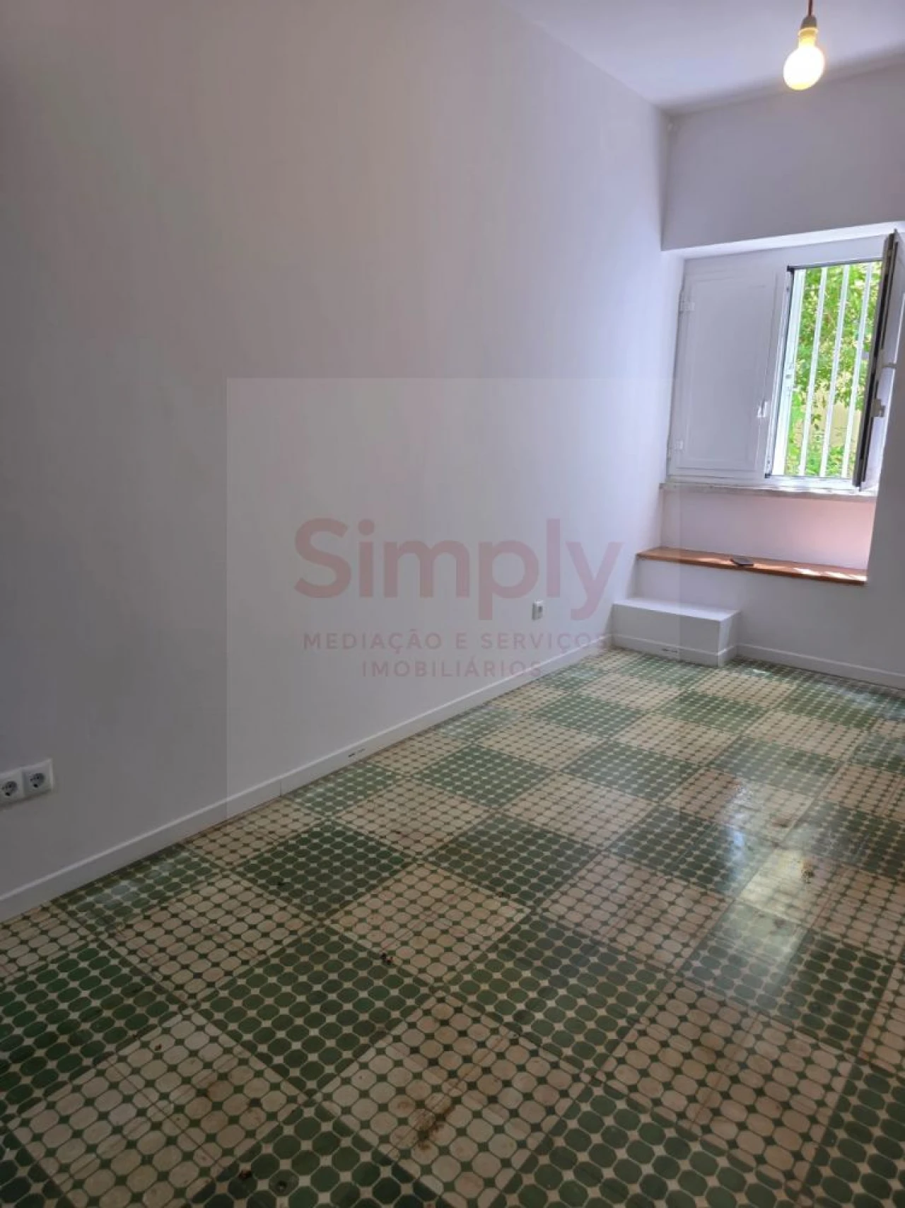 Apartamento T0 para Venda em Ajuda Foto 7