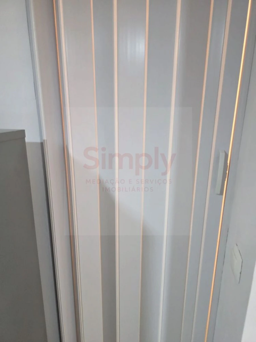 Apartamento T0 para Venda em Ajuda Foto 10