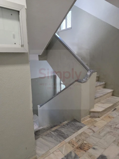 Apartamento T0 para Venda em Porto Salvo