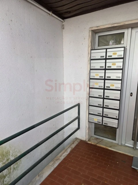 Apartamento T0 para Venda em Porto Salvo