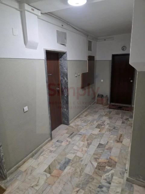 Apartamento T0 para Venda em Porto Salvo