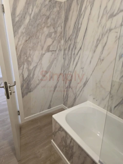 Apartamento T0 para Venda em Porto Salvo