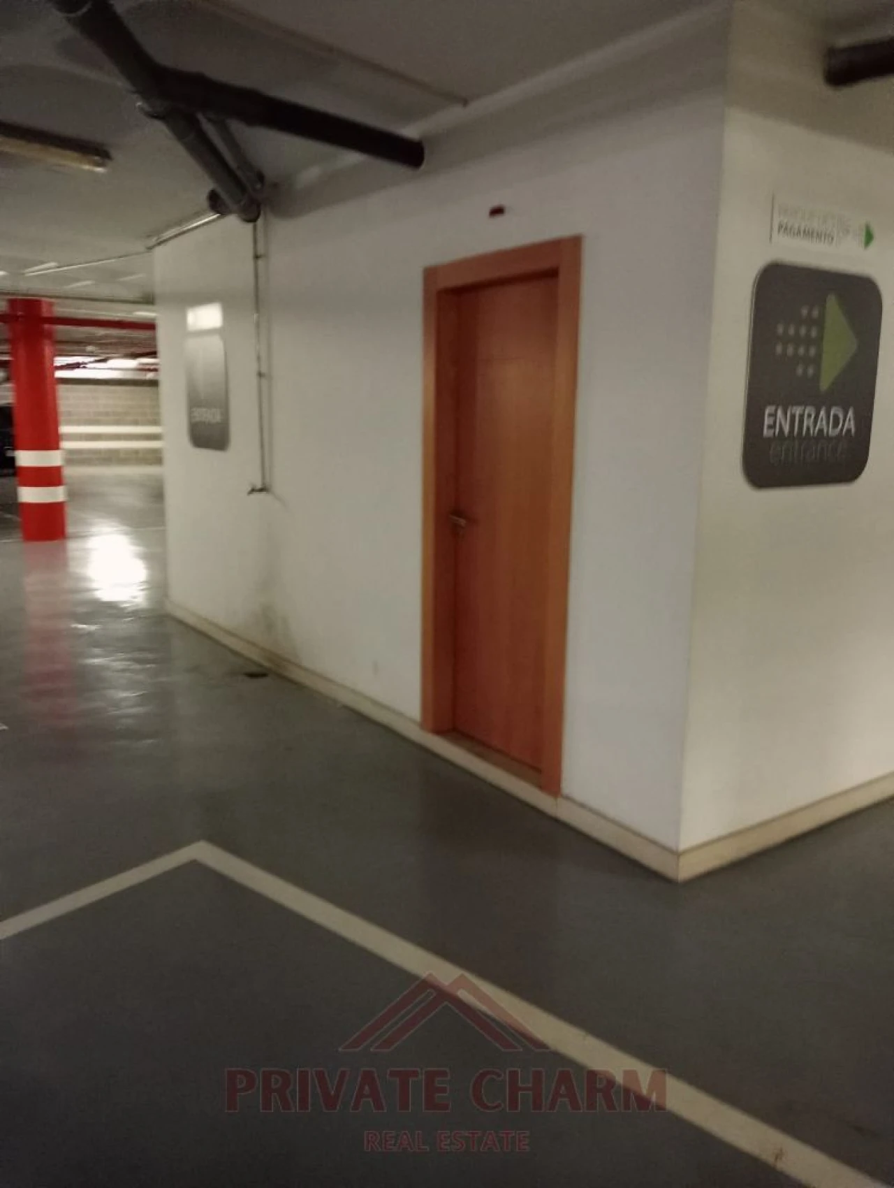 Loja para Arrendamento em Sacavém e Prior Velho Foto 13