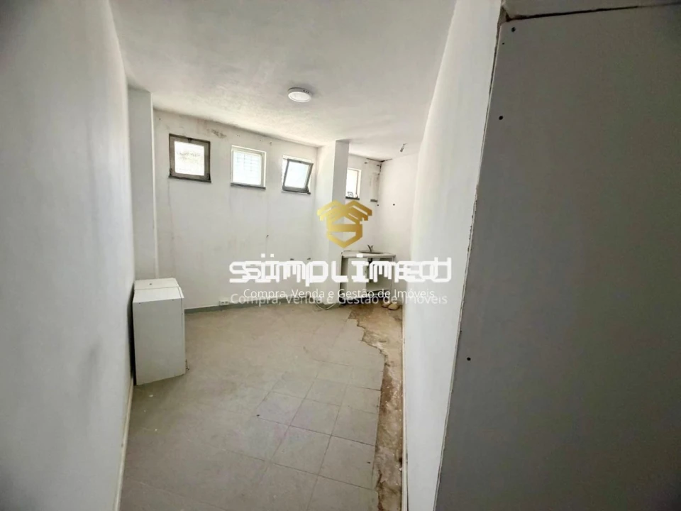 Apartamento T3 para Venda em Baixa da Banheira e Vale da Amoreira Foto 7