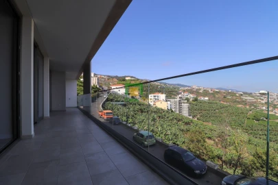 Apartamento T3 para Venda em Estreito de Camara de Lobos