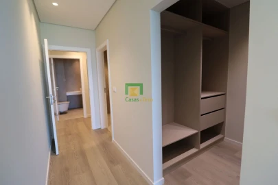 Apartamento T3 para Venda em Estreito de Camara de Lobos