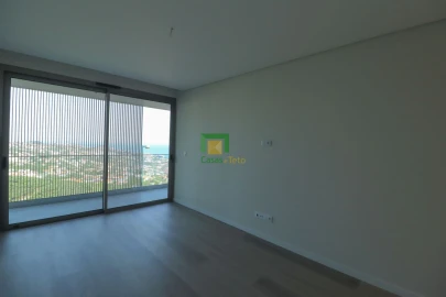 Apartamento T3 para Venda em Estreito de Camara de Lobos