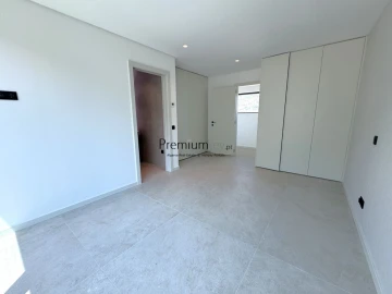 Moradia T4 para Venda em Albufeira e Olhos de Água