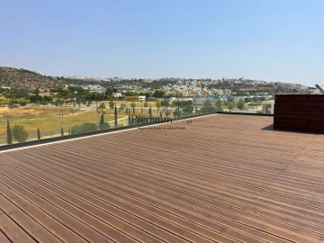 Moradia T4 para Venda em Albufeira e Olhos de Água