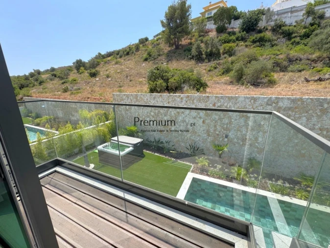 Moradia T4 para Venda em Albufeira e Olhos de Água Foto 26