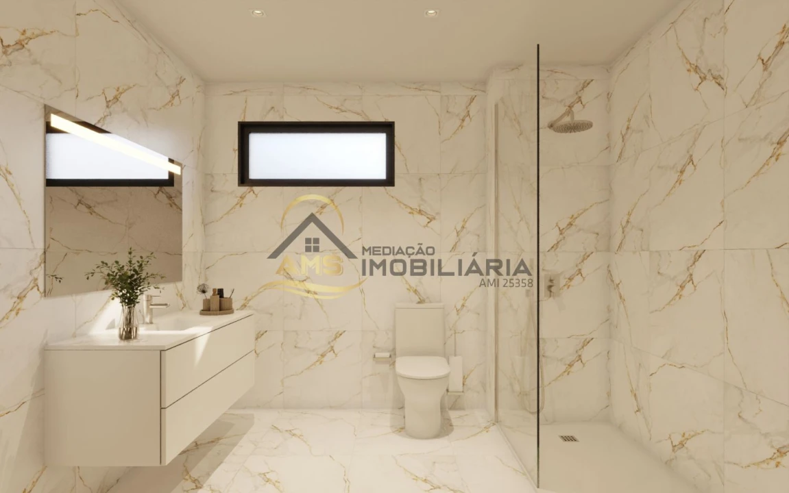 Moradia T3 para Venda em Quinchães Foto 37
