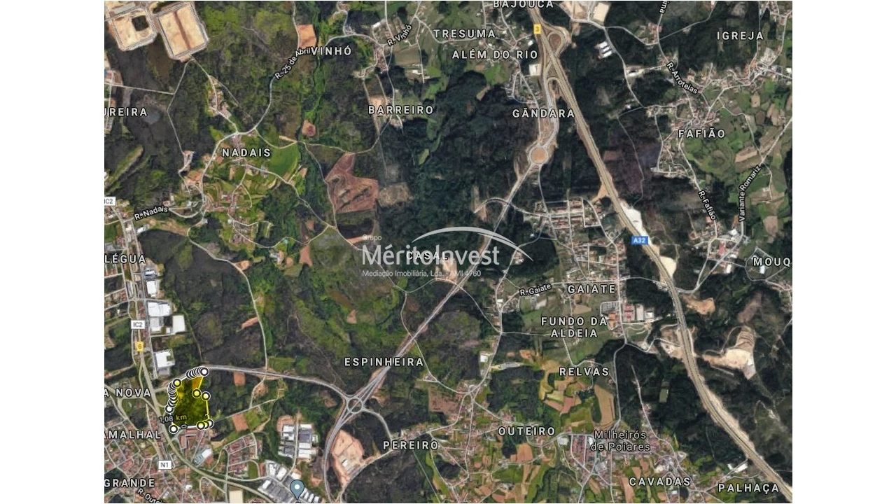 Terreno para Venda em Arrifana Foto 1