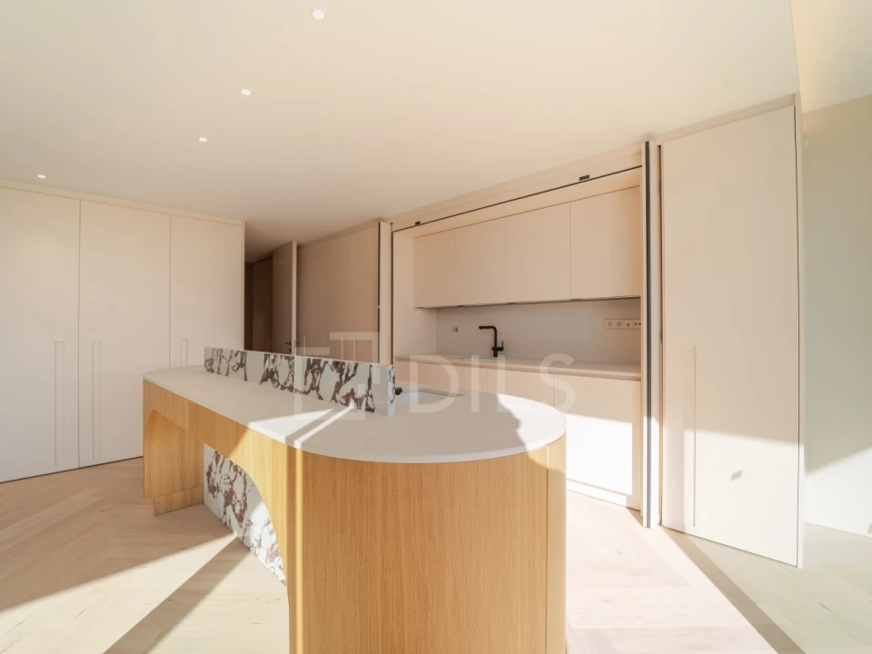 Apartamento T4 para Venda em Campanhã Foto 16