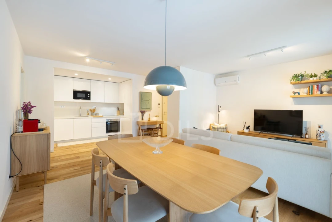 Apartamento T2 para Venda em Algés, Linda-A-Velha e Cruz Quebrada-Dafundo Foto 3