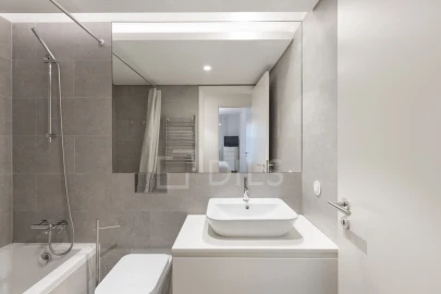 Apartamento T2 para Venda em Algés, Linda-A-Velha e Cruz Quebrada-Dafundo