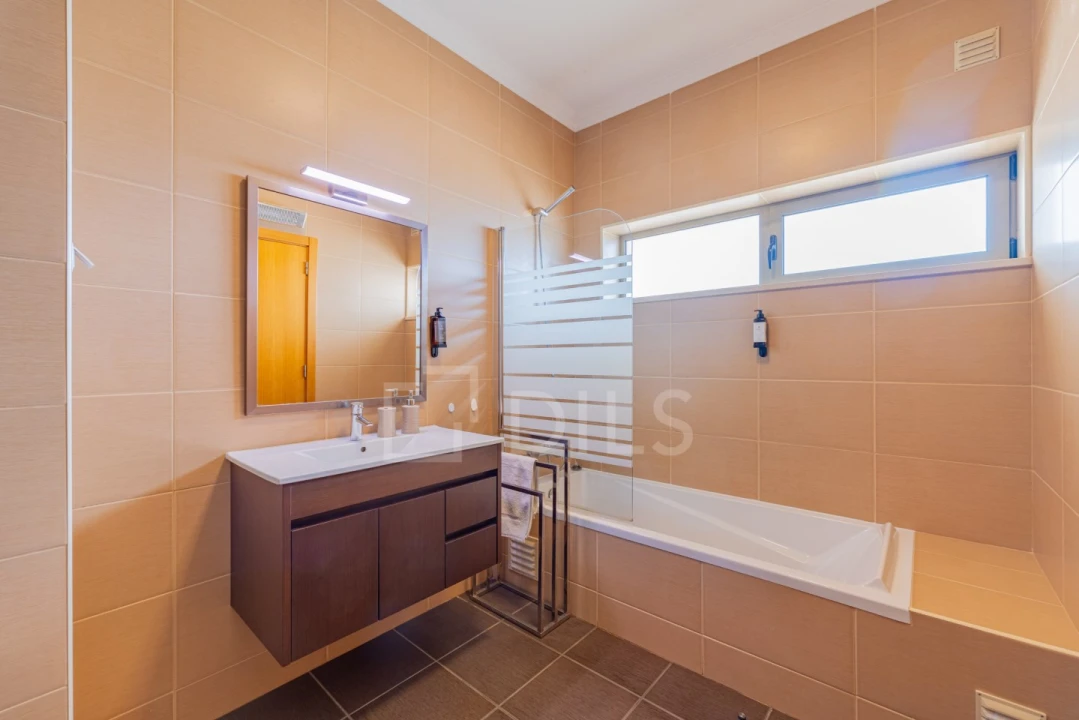 Apartamento T1 para Venda em Albufeira e Olhos de Água Foto 10