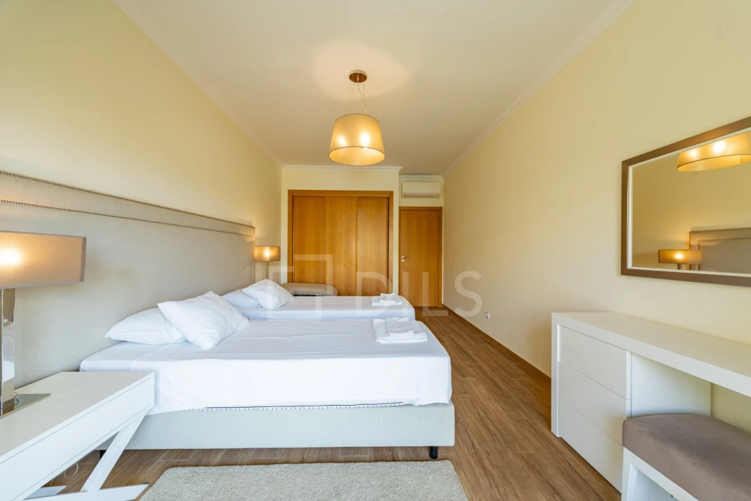 Apartamento T1 para Venda em Albufeira e Olhos de Água Foto 7