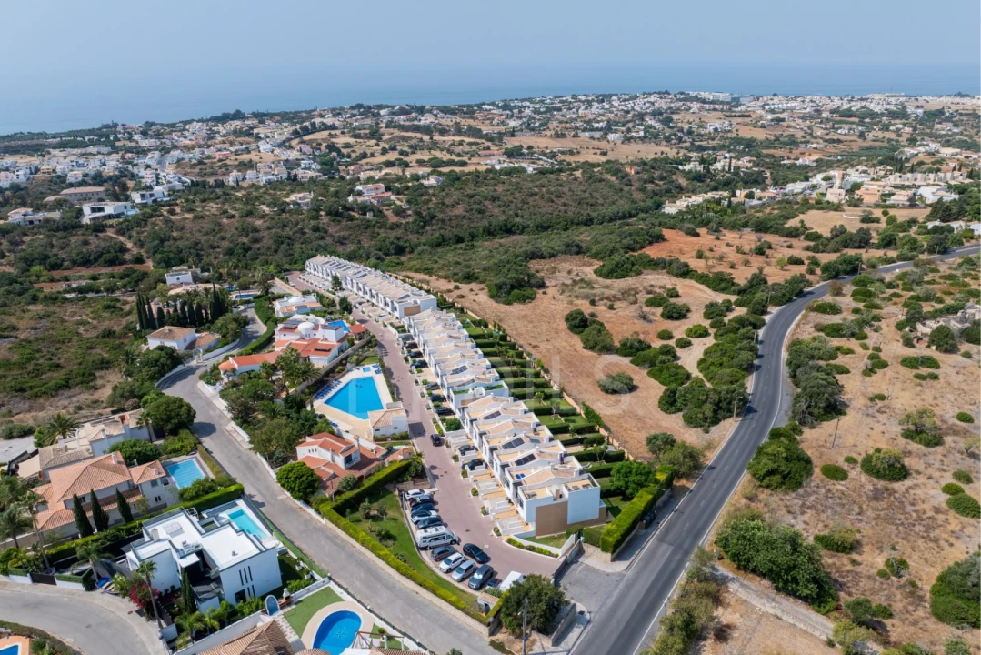 Moradia T3 para Venda em Albufeira e Olhos de Água Foto 32