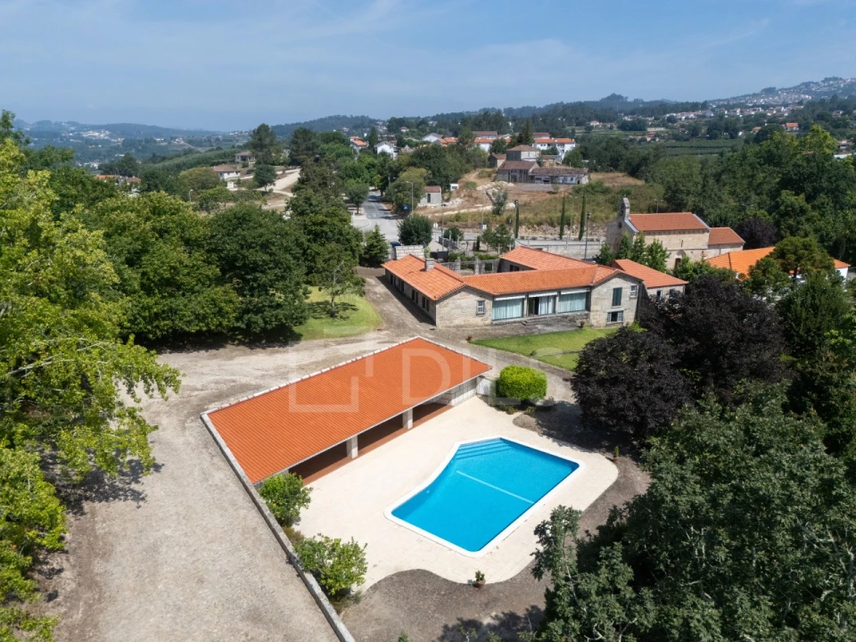 Quinta T6 para Venda em Livração Foto 2