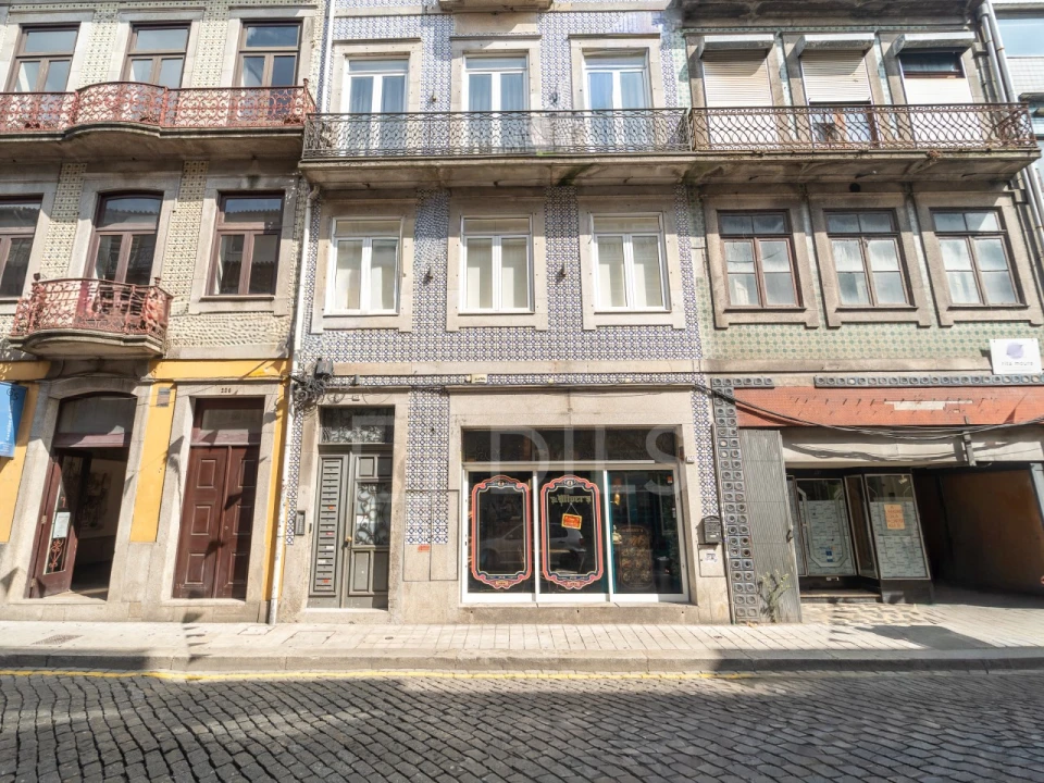 Apartamento T1 para Venda em Cedofeita, Santo Ildefonso, Sé, Miragaia, São Nicolau e Vitória Foto 32