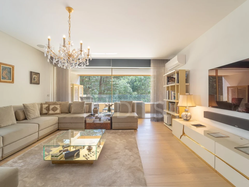Apartamento T4 para Venda em Aldoar, Foz do Douro e Nevogilde Foto 2