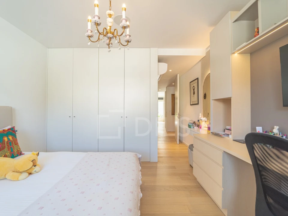 Apartamento T4 para Venda em Aldoar, Foz do Douro e Nevogilde Foto 31