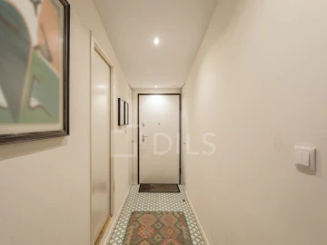 Moradia T6 para Venda em Campolide