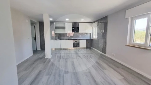 Apartamento T2 para Venda em Corroios