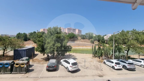 Apartamento T2 para Venda em Corroios