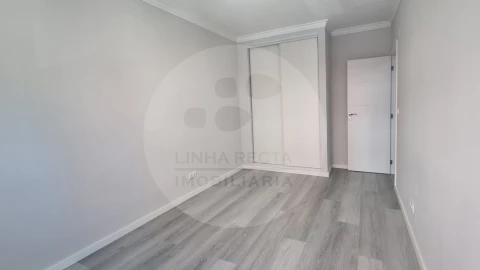 Apartamento T2 para Venda em Corroios