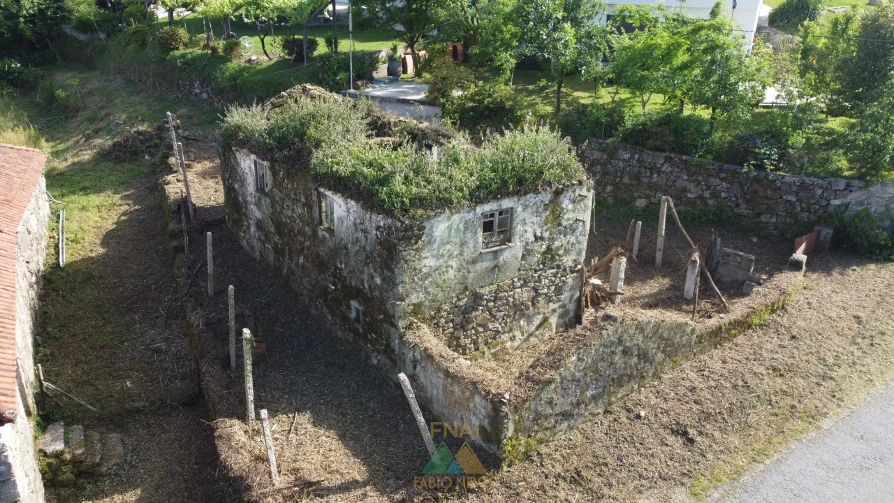 Moradia T2 para Venda em Eiras e Mei Foto 1