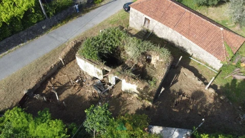 Moradia T2 para Venda em Eiras e Mei