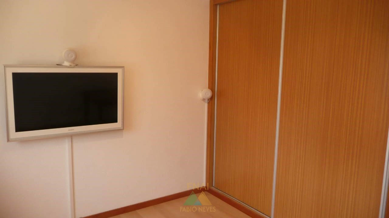 Moradia T3 para Venda em Prazeres Foto 11