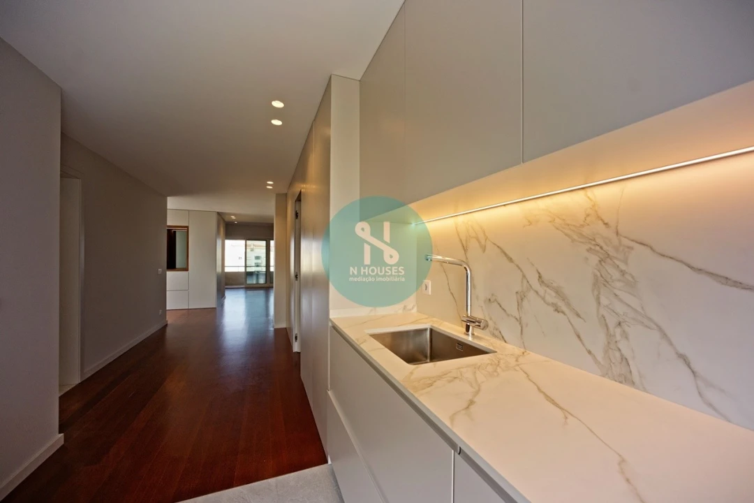 Apartamento T4 para Venda em São Vitor (Braga) Foto 18